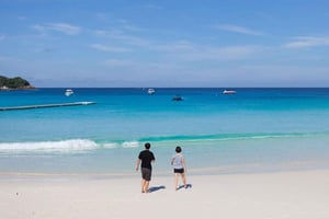 Phuket: viagem de snorkeling às ilhas Coral e Racha com almoço