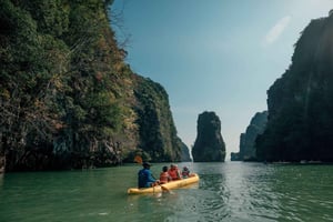 Phuket: Excursão à ilha de James Bond com caiaque nas cavernas marinhas