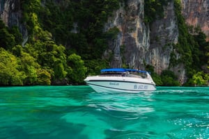 Phuket: Phi Phi, Maya Bay, Khai og snorkeltur med frokost