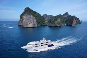 Phuket: crucero de clase oro a las islas Phi Phi y tour de esnórquel