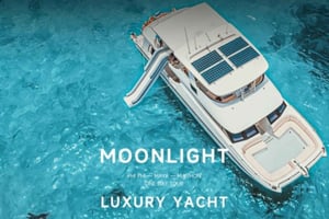 Phuket: Phi Phi, Maya og Maiton med luksusyacht og frokost