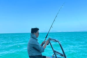 Phuket: Privat fiskebåtcharter og snorkeleventyr