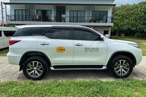 Transfert en taxi privé de l'aéroport de Phuket à Khao Lak