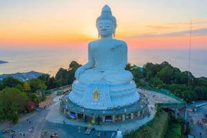 Phuket: tour in tuk-tuk con il Grande Buddha, 3 baie e mulino a vento