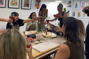 Выпечка и творчество: мастер-класс по паштел-де-ната и португальской плитке