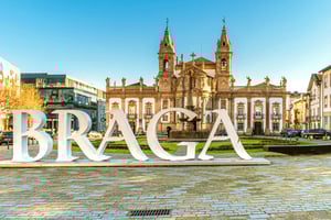 From Porto: Braga & Guimarães Day Trip with Lunch