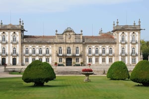 Portosta: Vieraile Brejoeiran palatsissa ja maistele viiniä