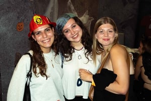 Porton karnevaalin pubikierros: 5 tuntia, 1 t avoin baari, 4 baaria ja VIP-sisäänpääsy