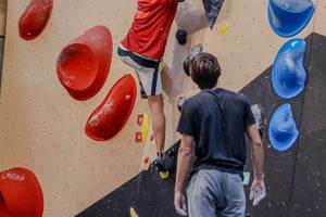 Porto: Stadsäventyr på cykel och inomhusklättring