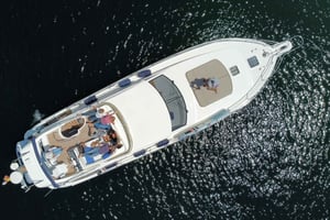 ポルト：ドウロ川クルーズ（ウェルカムドリンクと軽食付き）