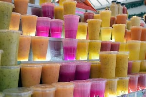 Porto: visita gastronómica guiada ao Mercado do Bolhão com degustações