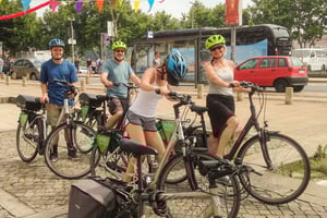 Porto: Passeio histórico de e-Bike com guia de turismo