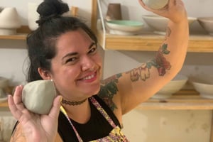 Stwórz swoją własną ceramikę na tradycyjnym kole garncarskim
