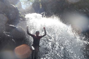 Porto: Experiência privada de Canyoning