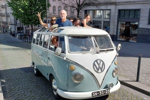 Porto: Tour panoramico esclusivo - VW Kombi (da 2 a 8 persone)
