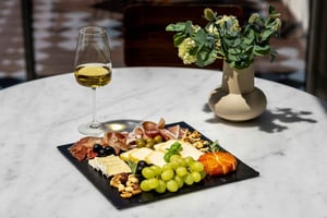 Degustacja wina Porto z portugalskim talerzem tapas