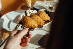 Porto: Prova de Vinhos + Almoço á lá carte ( Opção Jantar )