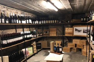 Portugiesische Weinverkostung mit lokalem Käse und Aufschnitt