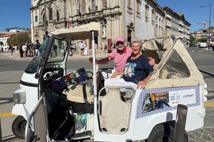 Tuk Tuk-tur i Porto till de viktigaste turistattraktionerna