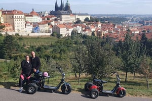 Elektrisk trehjulet solnedgangstur i Prag