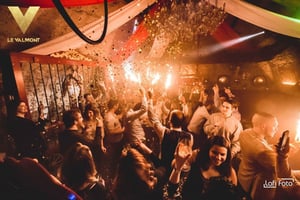 Le Valmont Silvester mit offener Bar, Live-Musik & DJ