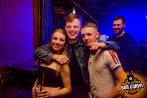 Prag: Uhrturm-Kneipentour, die im GRÖSSTEN Club endet