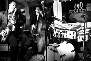 Prague: Jazz Boat Cruise with Live Concert and Optional Meal