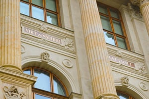 Prag: Billet til nationalmuseet og online audioguide-byrundtur