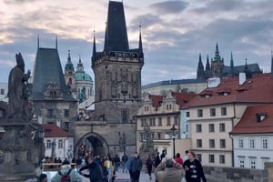 Prague : visite unique à pied avec un historien local