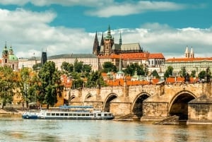 Praga: Cruzeiro turístico no rio Vltava