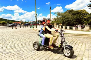 De beste ❤️ Trike Praag stadsrondleiding live met gids in het Engels