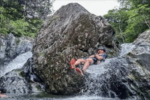 P-up/ San Juan: Halvdagsutflykt till El Yunque med transport