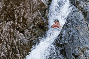 Aventura privada em El Yunque - Serviço de busca + Escorrega aquático e balanço