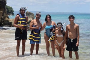 プエルトリコ：アグアディージャでシュノーケリング＆西海岸ツアーをお楽しみください