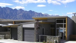 Colonial Village Motel & Earnslaw View Apartments