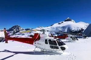 Explorador de glaciares y vuelo en helicóptero Earnslaw Burn
