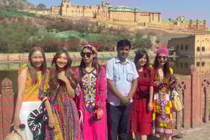 Delhi: 3-Day Private Golden Triangle Experience with Hotel