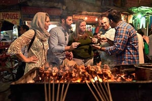 Delhi: Street Food Walking Tour of Old Delhi with Tastings