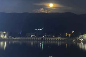 Passeio noturno a pé com rituais de fogo - A rota de Pushkar