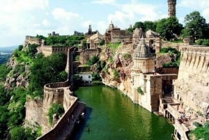 Von Udaipur aus: Private Tagestour zum Chittorgarh Fort