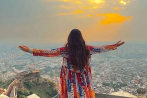 Jaipur: Omvisning i Amer Fort, Panna Meena med Nahargarh Sunset