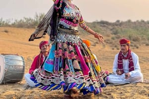 Excursion non touristique d'une nuit dans les dunes avec safari à dos de chameau.