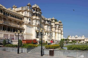 City Palace Udaipur Express besøg med engelsktalende guide