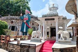 Udaipur: Maharana Pratap Museum Guided Tour