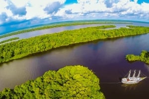 Manaus: Ganztagestour auf dem Amazonas