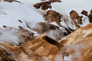 En dag i Kerlingarfjöll: Højlandet og varme kilder