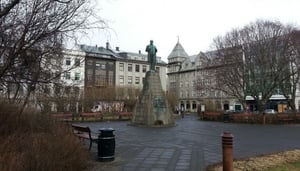 Austurvollur square