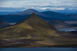 Da Reykjavik: Tour di un giorno a Landmannalaugar con una jeep di lusso
