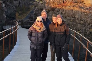 Visite privée du Cercle d'Or avec tunnel de lave (en option)