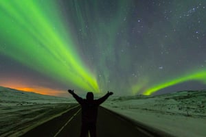 夜のオーロラ観賞プライベートツアー